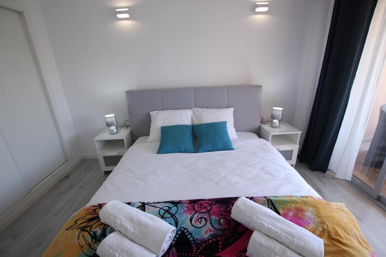 El Palmeral,Sea View,Pool- Seasonal Appartement Torrevieja Buitenkant foto