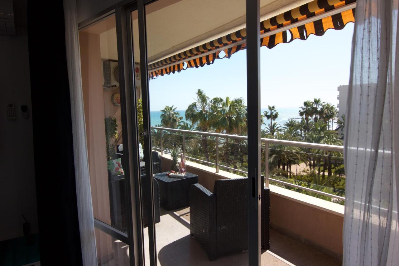El Palmeral,Sea View,Pool- Seasonal Appartement Torrevieja Buitenkant foto